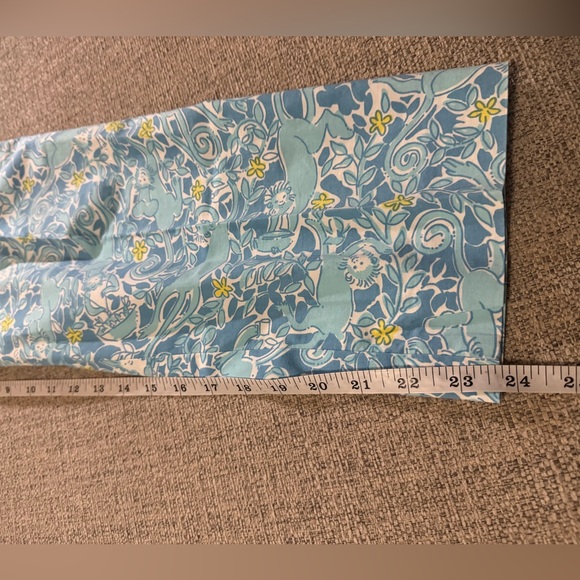 Lilly Pulitzer Kiss the Cook Monkey Chef cropped pants - Picture 8 of 8
